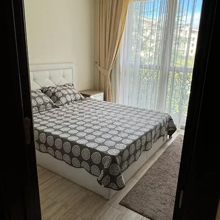 каскадас * ساني بيتش